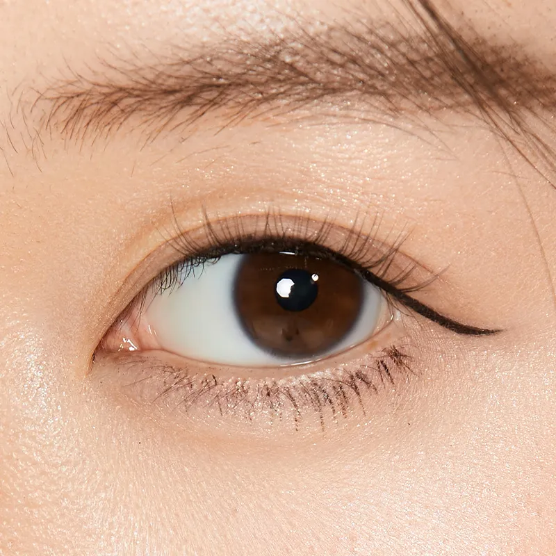 Blooming Liquid Eyeliner - Image 6