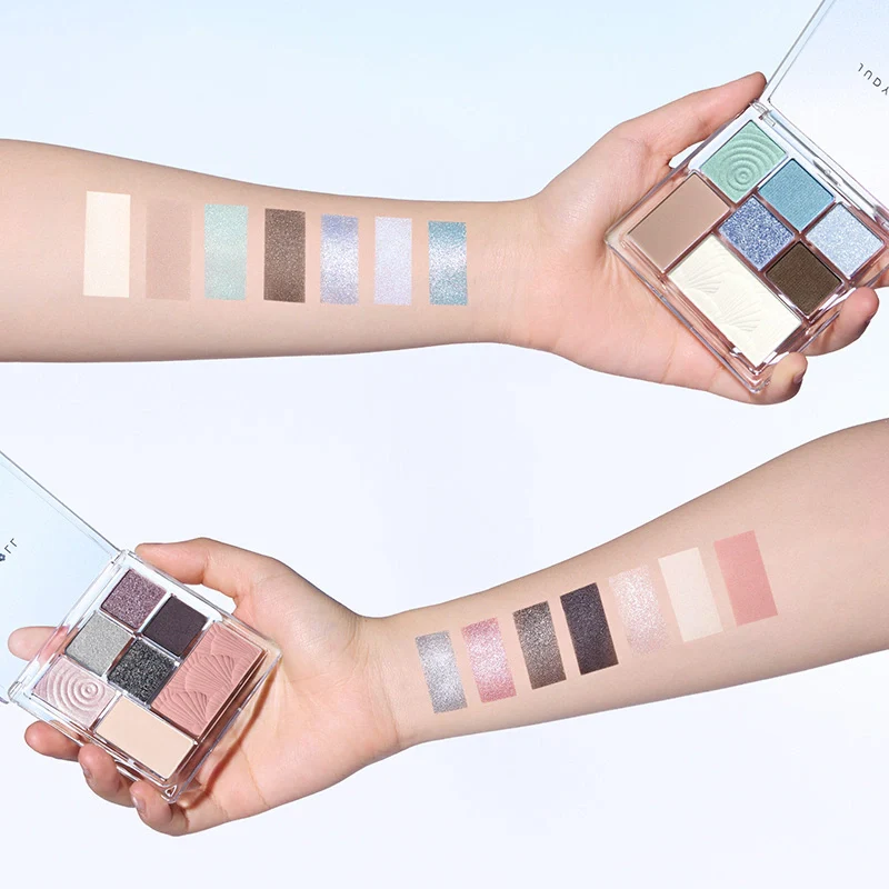 Play Color ALL-IN-ONE Eyeshadow Palette - Image 4