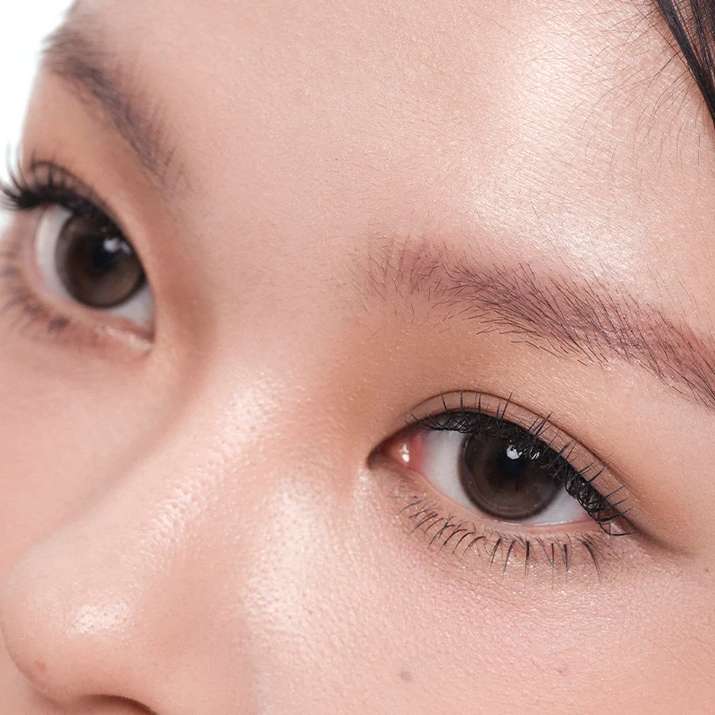 Silky 4-Color Eyeshadow Palette - Image 15