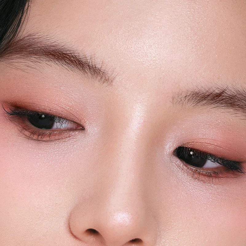 Silky 4-Color Eyeshadow Palette - Image 18